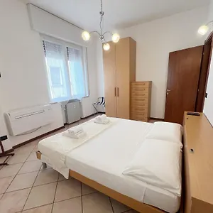 Casa Gilda, In Centro A Mantova